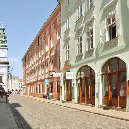 Hotel V Centru Ceske Budejovice Exteriör bild